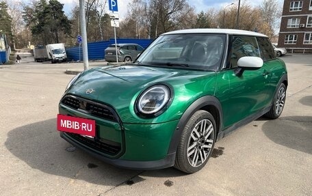 MINI Hatch, 2024 год, 3 800 000 рублей, 6 фотография