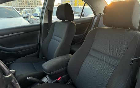 Toyota Avensis III рестайлинг, 2007 год, 990 000 рублей, 13 фотография