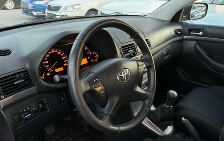 Toyota Avensis III рестайлинг, 2007 год, 990 000 рублей, 16 фотография