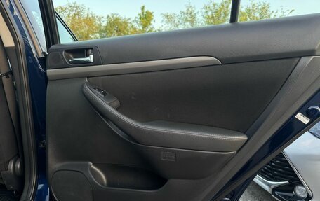 Toyota Avensis III рестайлинг, 2007 год, 990 000 рублей, 20 фотография