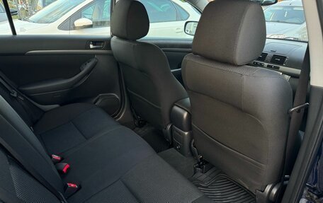 Toyota Avensis III рестайлинг, 2007 год, 990 000 рублей, 19 фотография