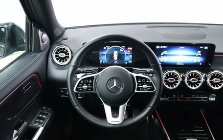 Mercedes-Benz GLB, 2021 год, 3 390 000 рублей, 12 фотография