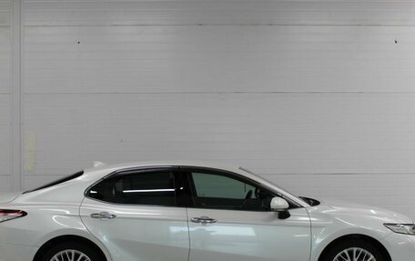 Toyota Camry, 2019 год, 2 950 000 рублей, 5 фотография