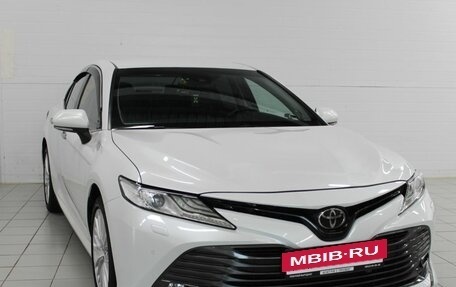 Toyota Camry, 2019 год, 2 950 000 рублей, 3 фотография
