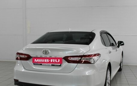 Toyota Camry, 2019 год, 2 950 000 рублей, 8 фотография