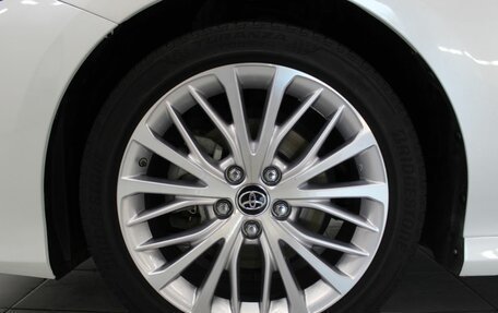 Toyota Camry, 2019 год, 2 950 000 рублей, 14 фотография