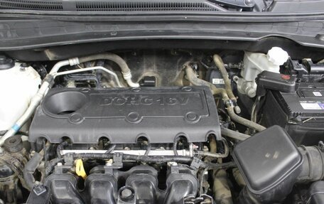 Hyundai ix35 I рестайлинг, 2012 год, 1 100 000 рублей, 16 фотография