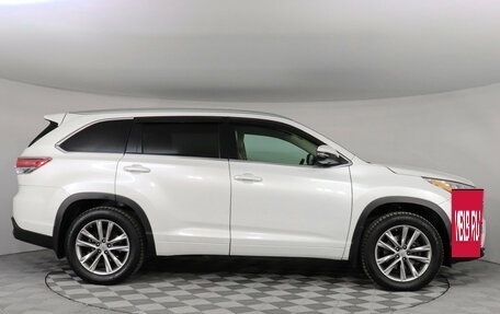 Toyota Highlander III, 2014 год, 2 797 000 рублей, 4 фотография