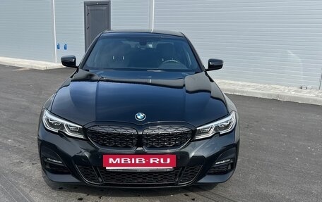 BMW 3 серия, 2019 год, 4 350 000 рублей, 2 фотография