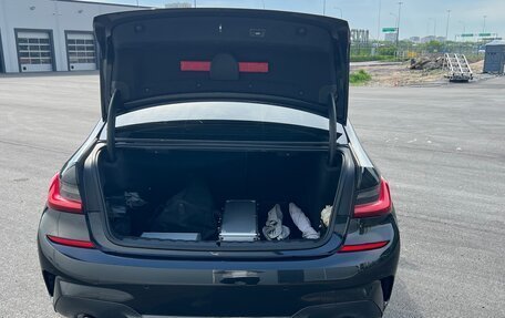 BMW 3 серия, 2019 год, 4 350 000 рублей, 9 фотография