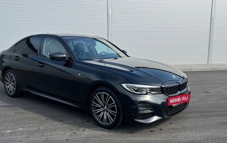 BMW 3 серия, 2019 год, 4 350 000 рублей, 3 фотография