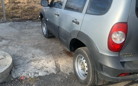 Chevrolet Niva I рестайлинг, 2014 год, 420 000 рублей, 24 фотография