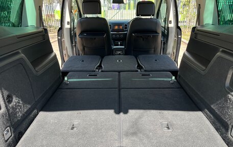 Volkswagen Sharan II, 2013 год, 1 190 000 рублей, 18 фотография