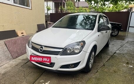 Opel Astra H, 2014 год, 700 000 рублей, 2 фотография