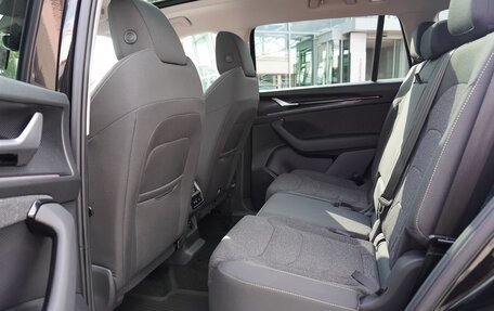 Skoda Kodiaq, 2026 год, 7 900 000 рублей, 10 фотография