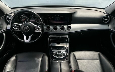 Mercedes-Benz E-Класс, 2018 год, 2 490 000 рублей, 7 фотография