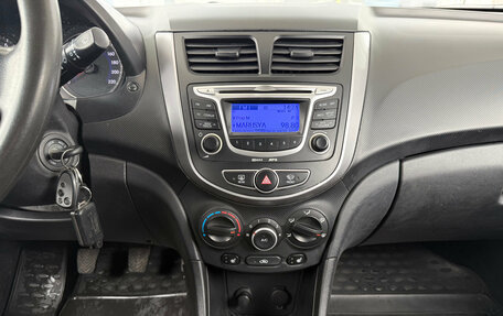 Hyundai Solaris II рестайлинг, 2013 год, 769 000 рублей, 7 фотография