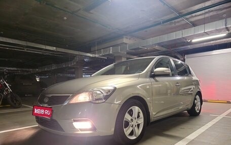 KIA cee'd I рестайлинг, 2011 год, 879 000 рублей, 8 фотография