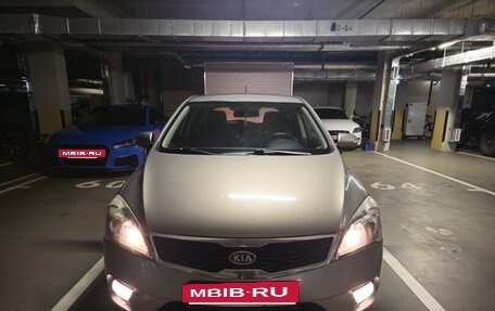 KIA cee'd I рестайлинг, 2011 год, 879 000 рублей, 7 фотография