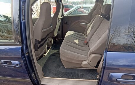 Chrysler Voyager IV, 2003 год, 370 000 рублей, 19 фотография