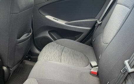 Hyundai Solaris II рестайлинг, 2015 год, 1 300 000 рублей, 8 фотография