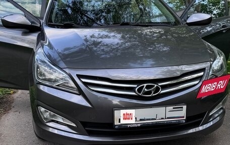 Hyundai Solaris II рестайлинг, 2015 год, 1 300 000 рублей, 16 фотография