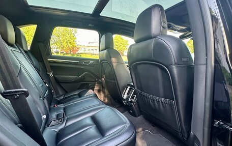 Porsche Cayenne III, 2017 год, 5 250 000 рублей, 10 фотография