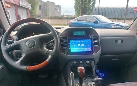 Mitsubishi Pajero III рестайлинг, 2006 год, 970 000 рублей, 5 фотография