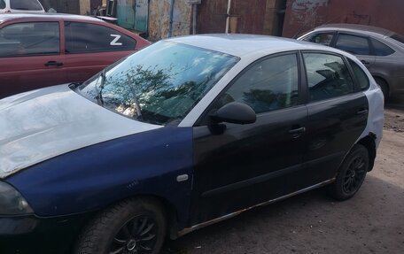 SEAT Ibiza III рестайлинг, 2004 год, 90 000 рублей, 2 фотография