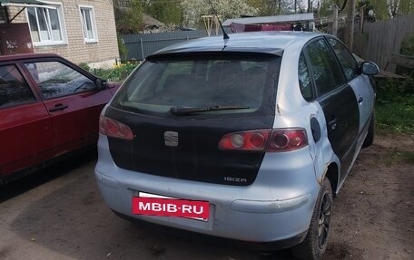 SEAT Ibiza III рестайлинг, 2004 год, 90 000 рублей, 4 фотография