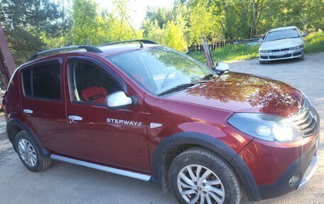Renault Sandero I, 2012 год, 800 000 рублей, 3 фотография