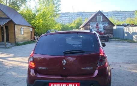 Renault Sandero I, 2012 год, 800 000 рублей, 4 фотография