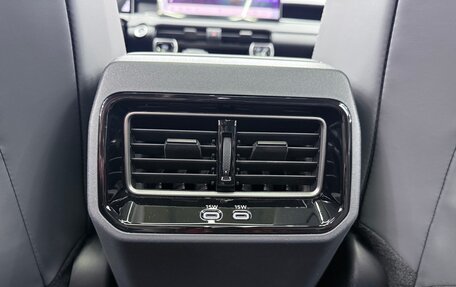 Toyota RAV4, 2026 год, 4 000 000 рублей, 25 фотография