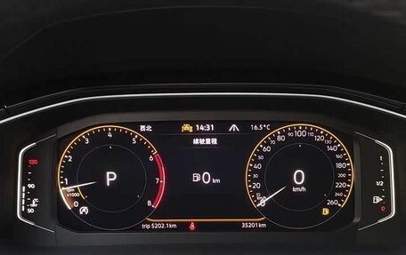 Volkswagen T-Roc I, 2022 год, 1 888 000 рублей, 16 фотография