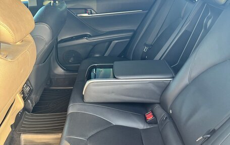 Toyota Camry, 2019 год, 3 500 000 рублей, 11 фотография