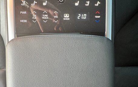 Toyota Camry, 2019 год, 3 500 000 рублей, 14 фотография