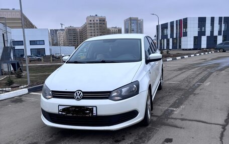 Volkswagen Polo VI (EU Market), 2012 год, 580 000 рублей, 2 фотография