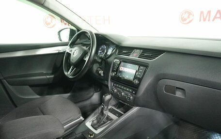 Skoda Octavia, 2017 год, 1 398 000 рублей, 10 фотография