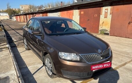 Skoda Rapid I, 2018 год, 1 300 000 рублей, 3 фотография