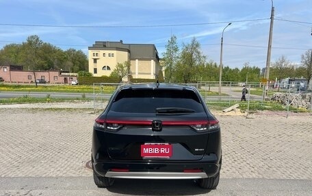 Honda Vezel, 2021 год, 2 850 000 рублей, 6 фотография