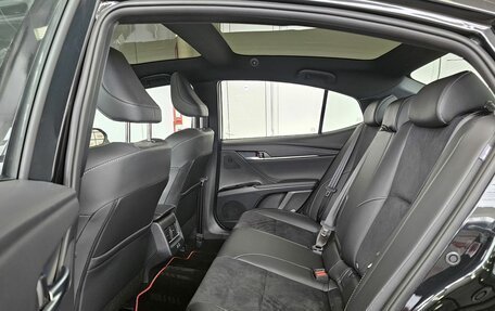 Toyota Camry, 2026 год, 4 480 000 рублей, 18 фотография