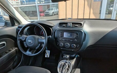 KIA Soul II рестайлинг, 2016 год, 1 400 000 рублей, 9 фотография