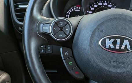 KIA Soul II рестайлинг, 2016 год, 1 400 000 рублей, 10 фотография