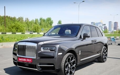 Rolls-Royce Cullinan, 2019 год, 32 000 000 рублей, 1 фотография