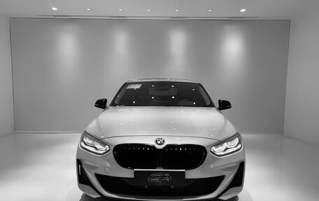 BMW 1 серия, 2023 год, 1 990 000 рублей, 2 фотография