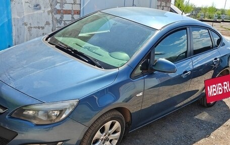 Opel Astra J, 2013 год, 375 000 рублей, 6 фотография