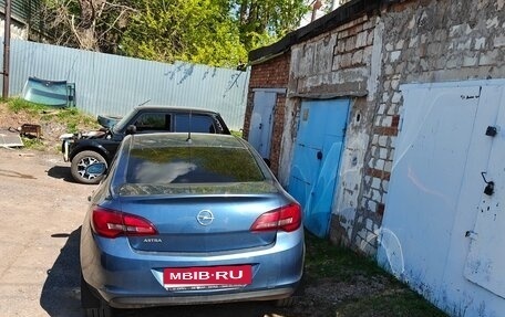 Opel Astra J, 2013 год, 375 000 рублей, 5 фотография