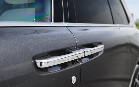 Rolls-Royce Cullinan, 2019 год, 32 000 000 рублей, 6 фотография