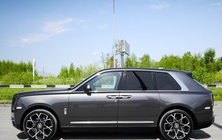 Rolls-Royce Cullinan, 2019 год, 32 000 000 рублей, 7 фотография