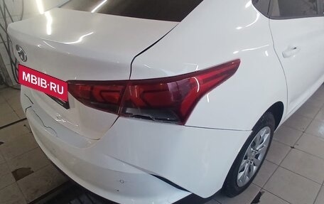 Hyundai Solaris II рестайлинг, 2021 год, 1 420 000 рублей, 9 фотография